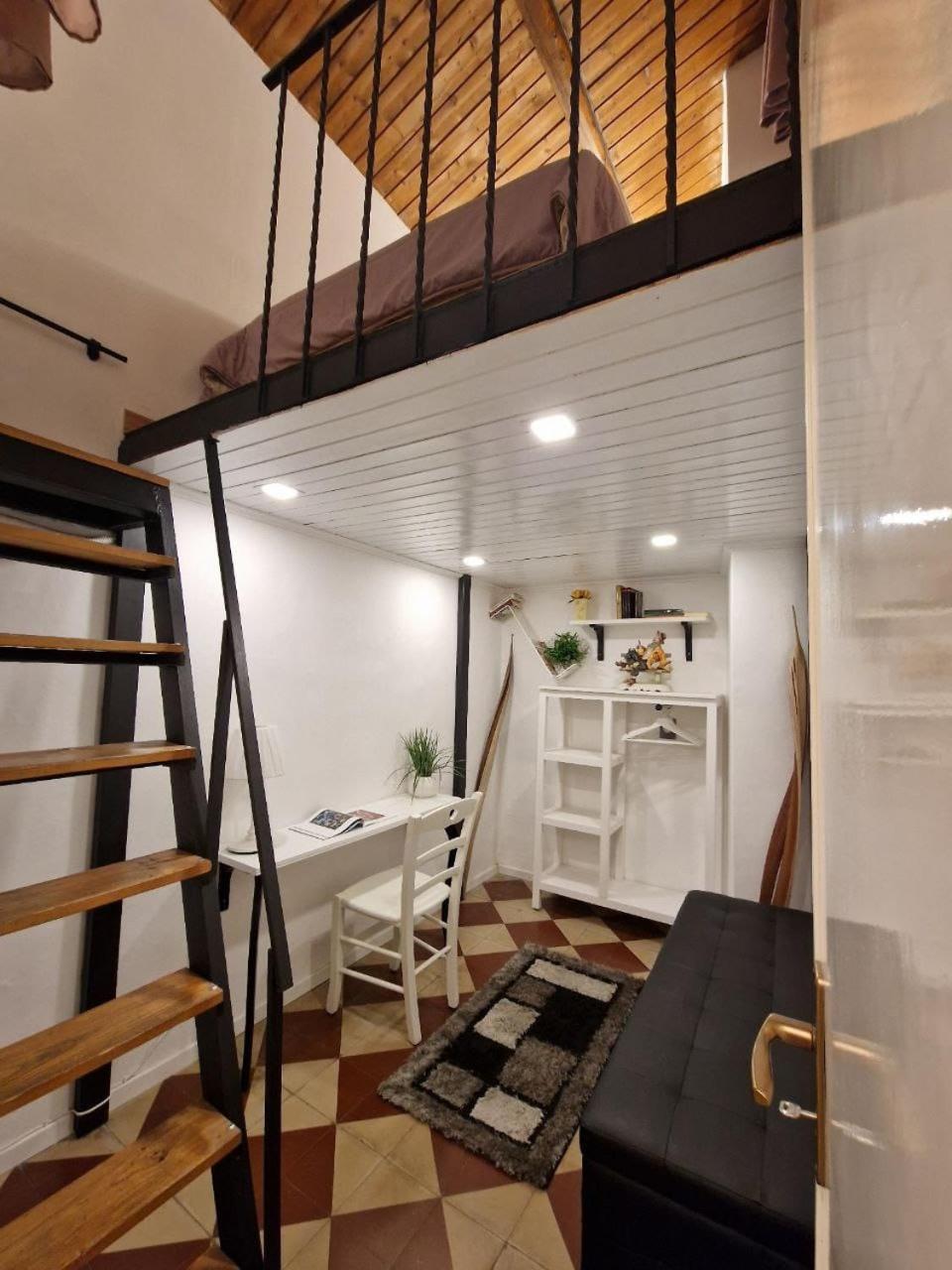 Siculi Central Apartment คาตาเนีย ภายนอก รูปภาพ