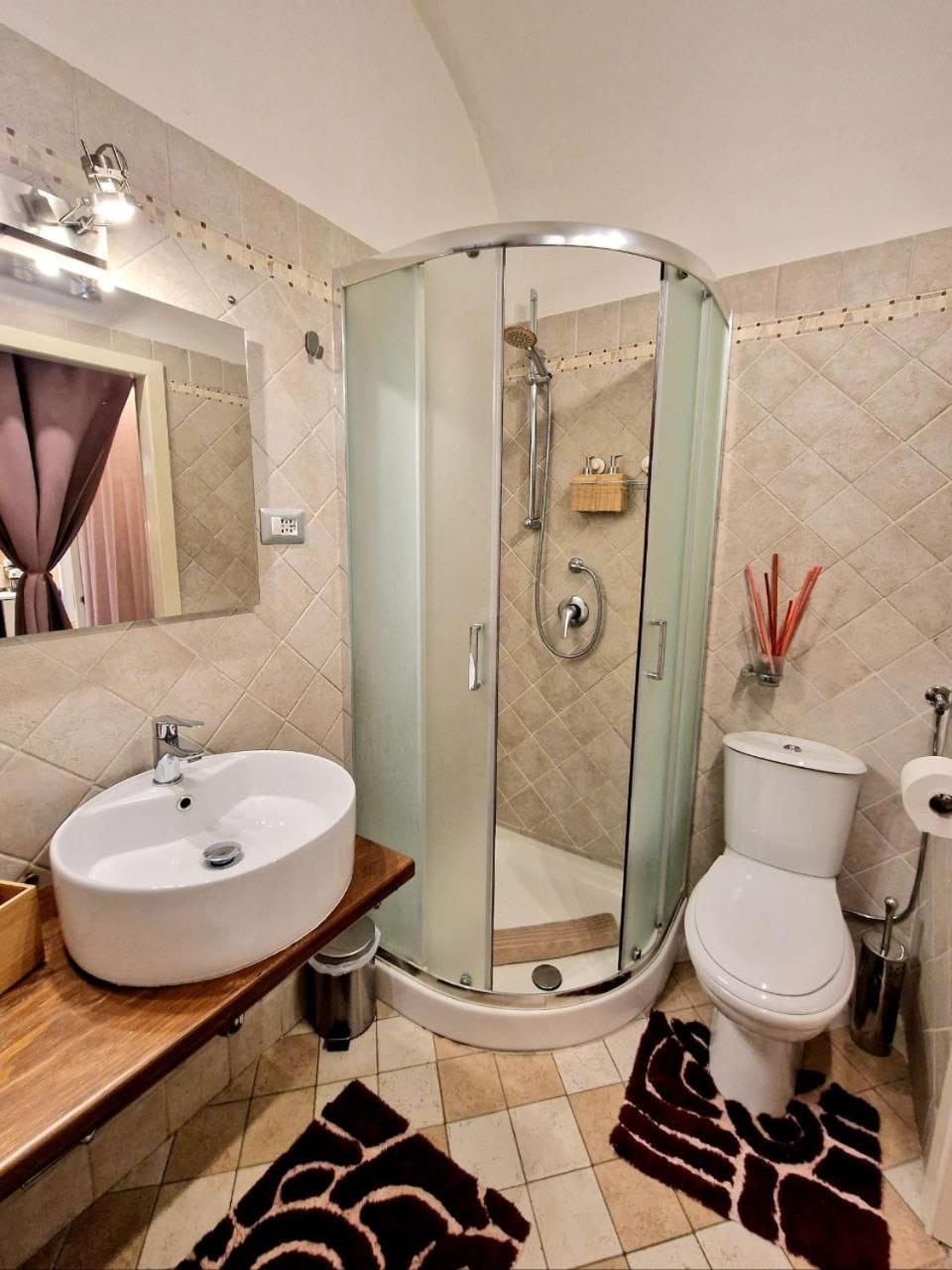 Siculi Central Apartment คาตาเนีย ภายนอก รูปภาพ